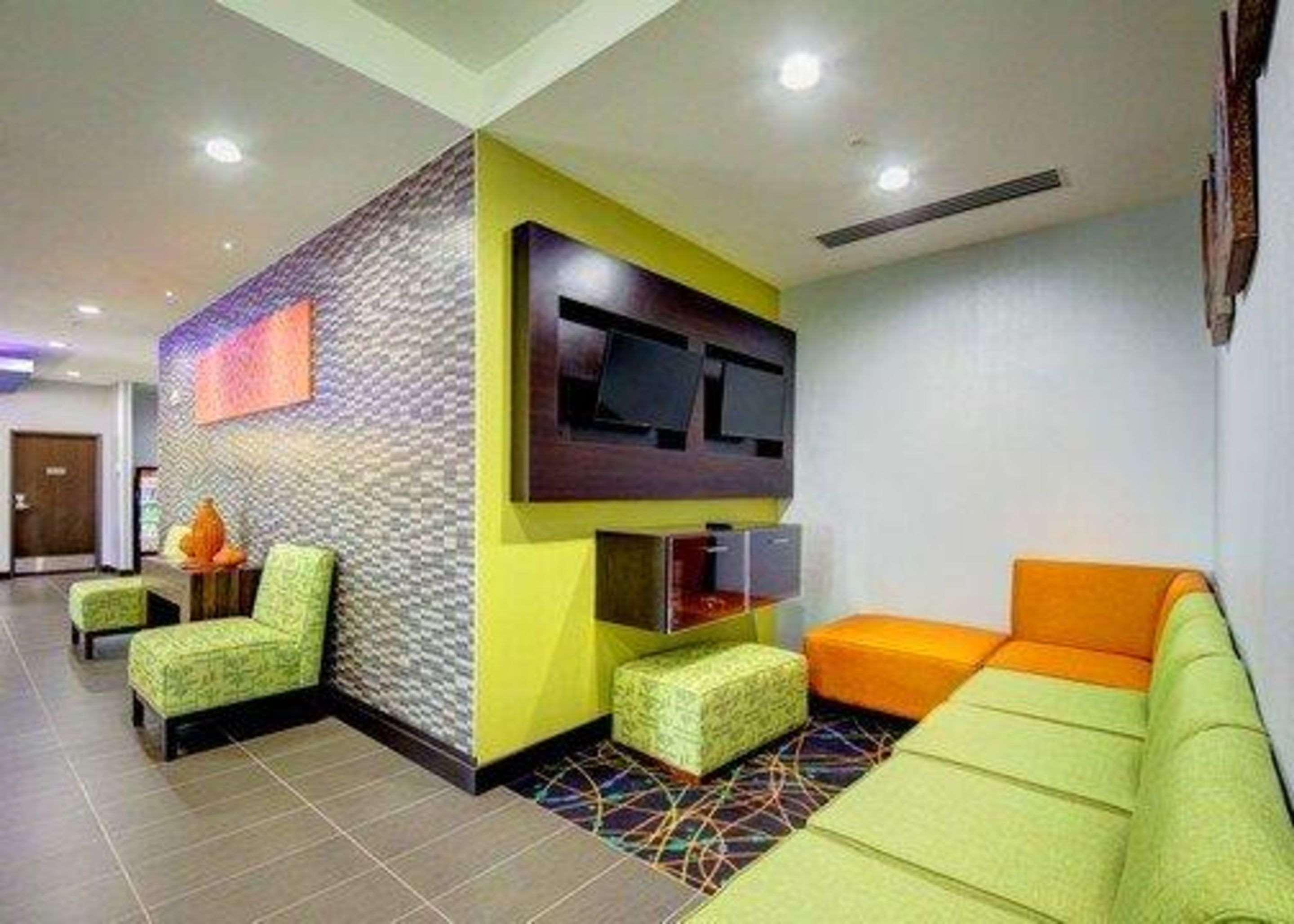 Comfort Inn & Suites Tulsa I-44 West - Rt 66 Oakhurst Экстерьер фото