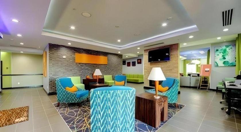 Comfort Inn & Suites Tulsa I-44 West - Rt 66 Oakhurst Экстерьер фото